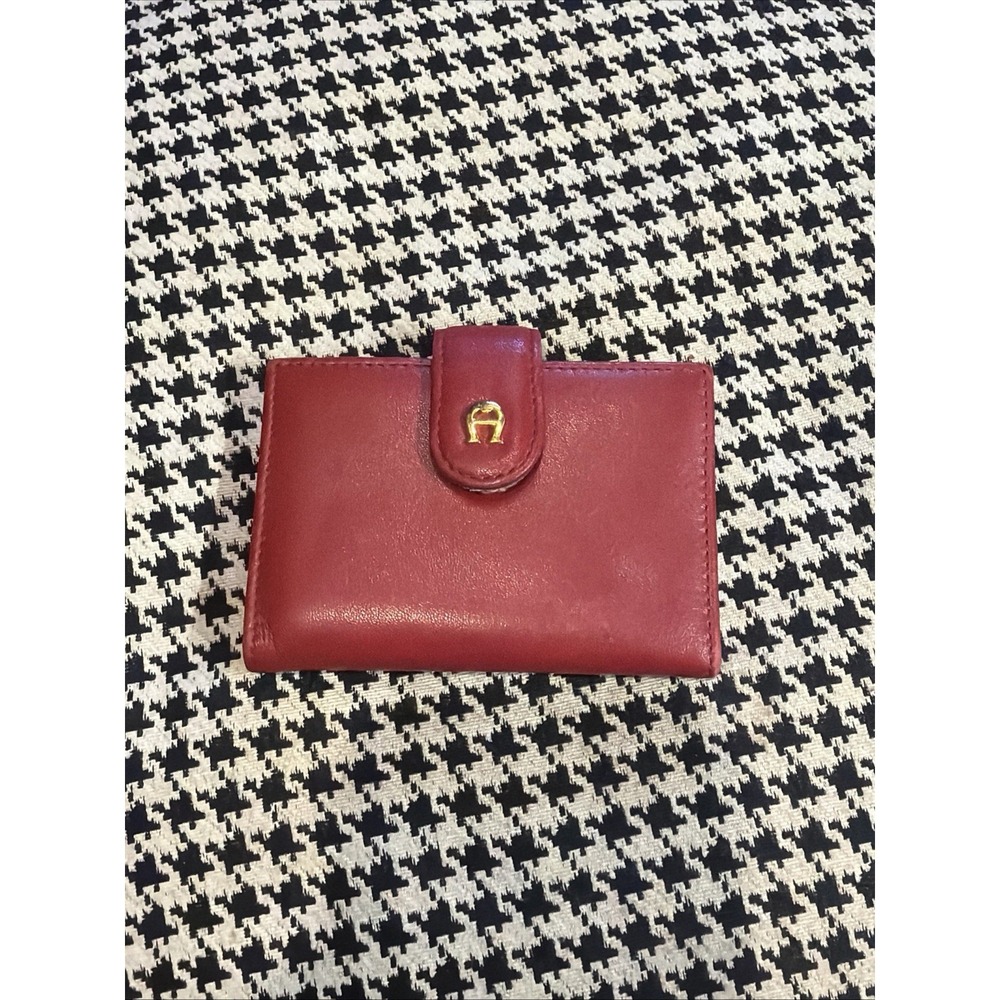 Vintage Etienne Aigner Red Leather Wallet Card Holder Gold Logo Bifold